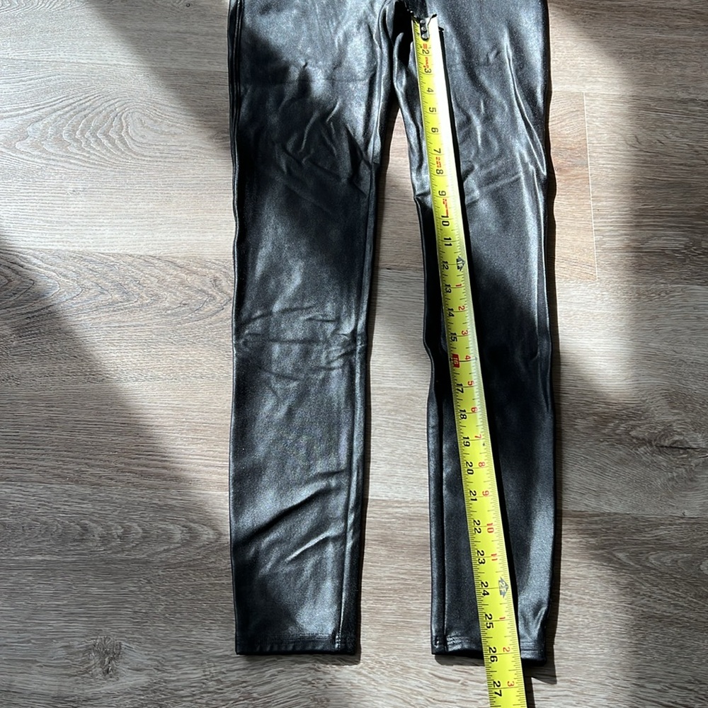 Spanx faux leather leggings - Picture 5 of 15